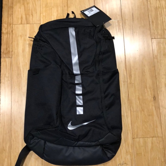 white nike elite backpack